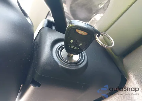 2005 Jeep Liberty Sport из США, поврежденный, VIN 1J4GL48K75W672851